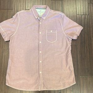 Short Sleeve button down. In good condition, no visible snags.